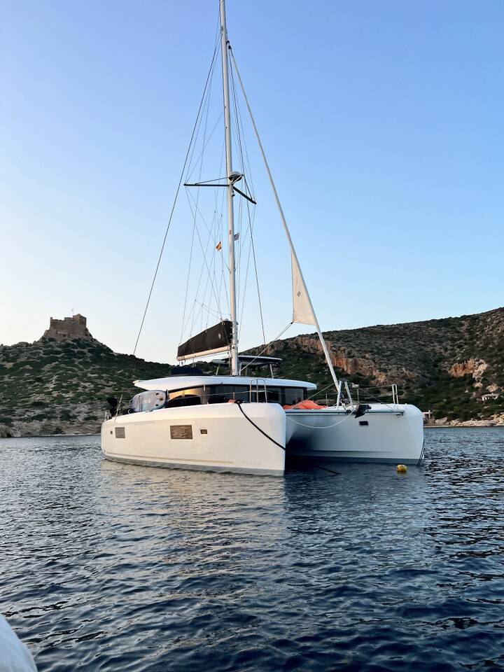 Lagoon 42 White Chadal