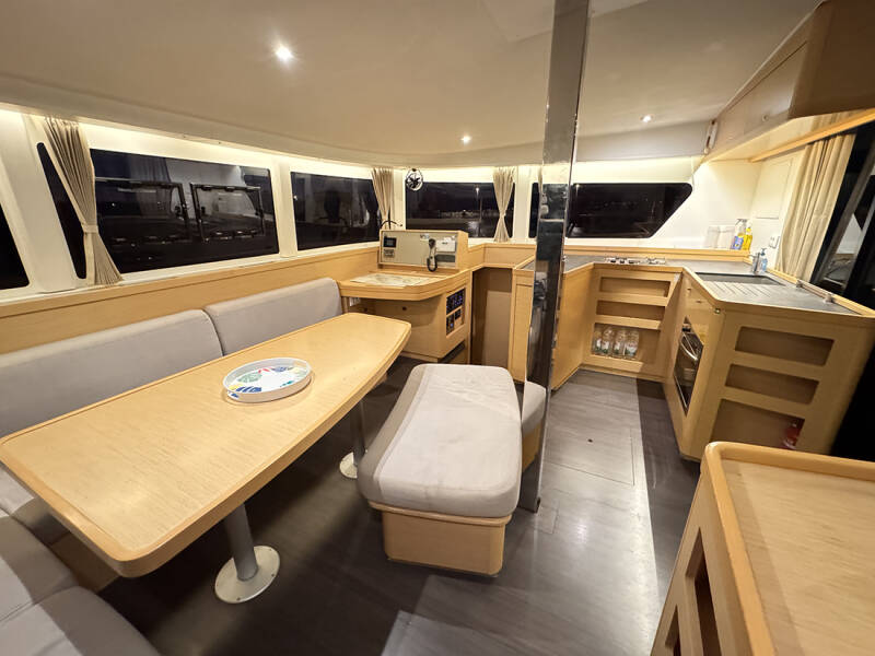 Lagoon 42 Sofibel