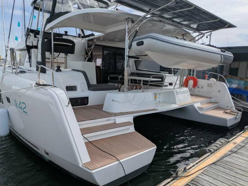 Lagoon 42 