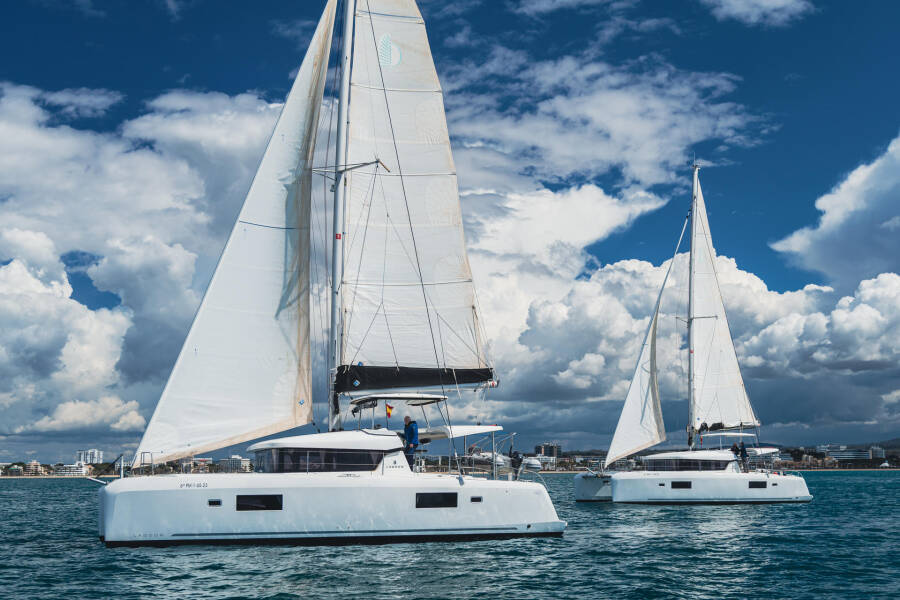 Lagoon 42 Moonlight