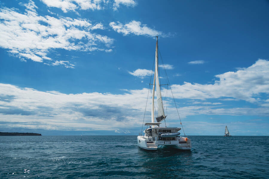 Lagoon 42 Moonlight