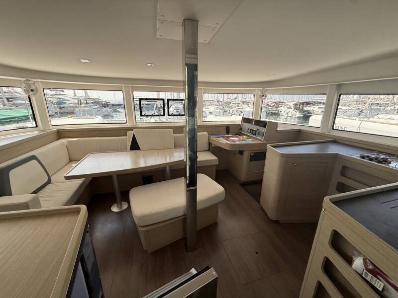 Lagoon 42 Tigeer Royale