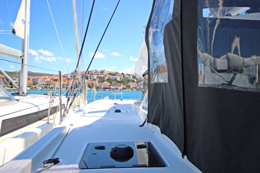 Lagoon 43 Solution