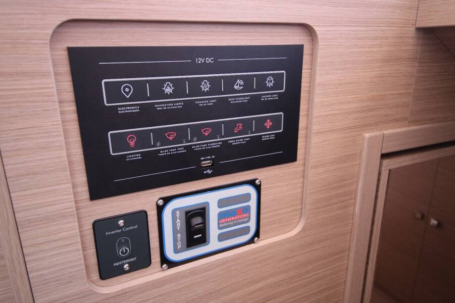 Lagoon 43 Solution