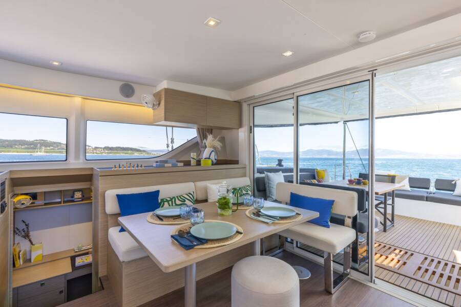 Lagoon 43 Fox