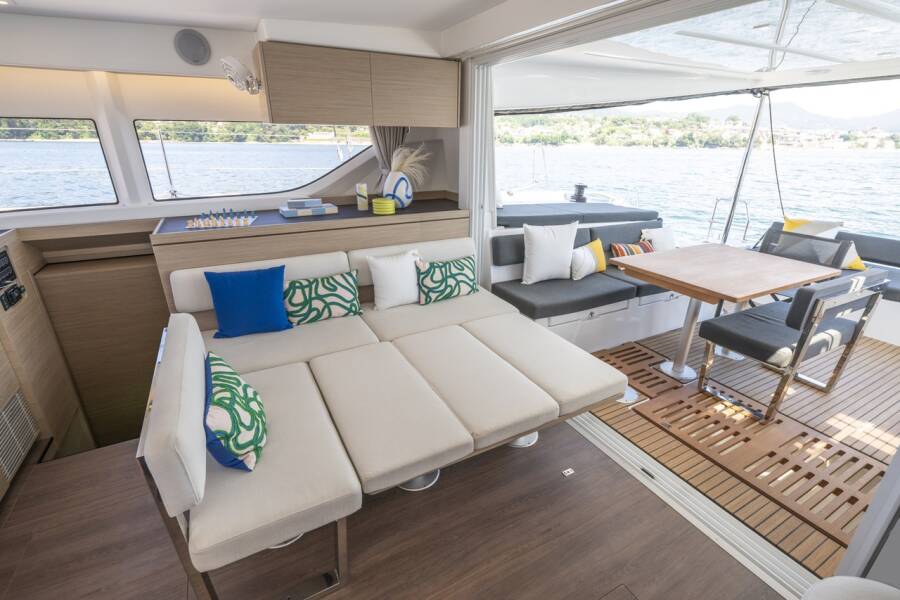 Lagoon 43 Fox