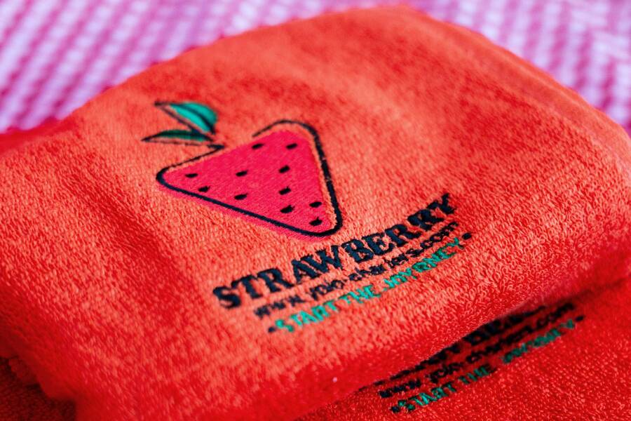 Lagoon 440 Strawberry