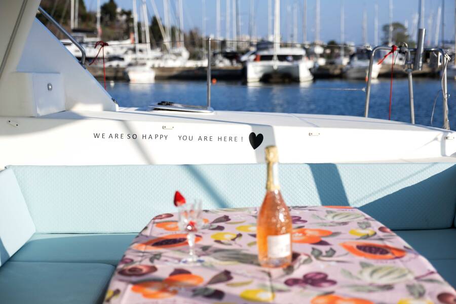 Lagoon 440 Strawberry