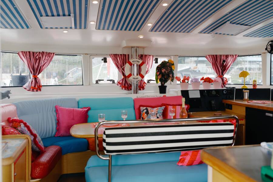 Lagoon 440 Strawberry