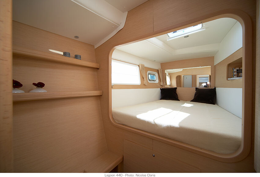 Lagoon 440 Strawberry