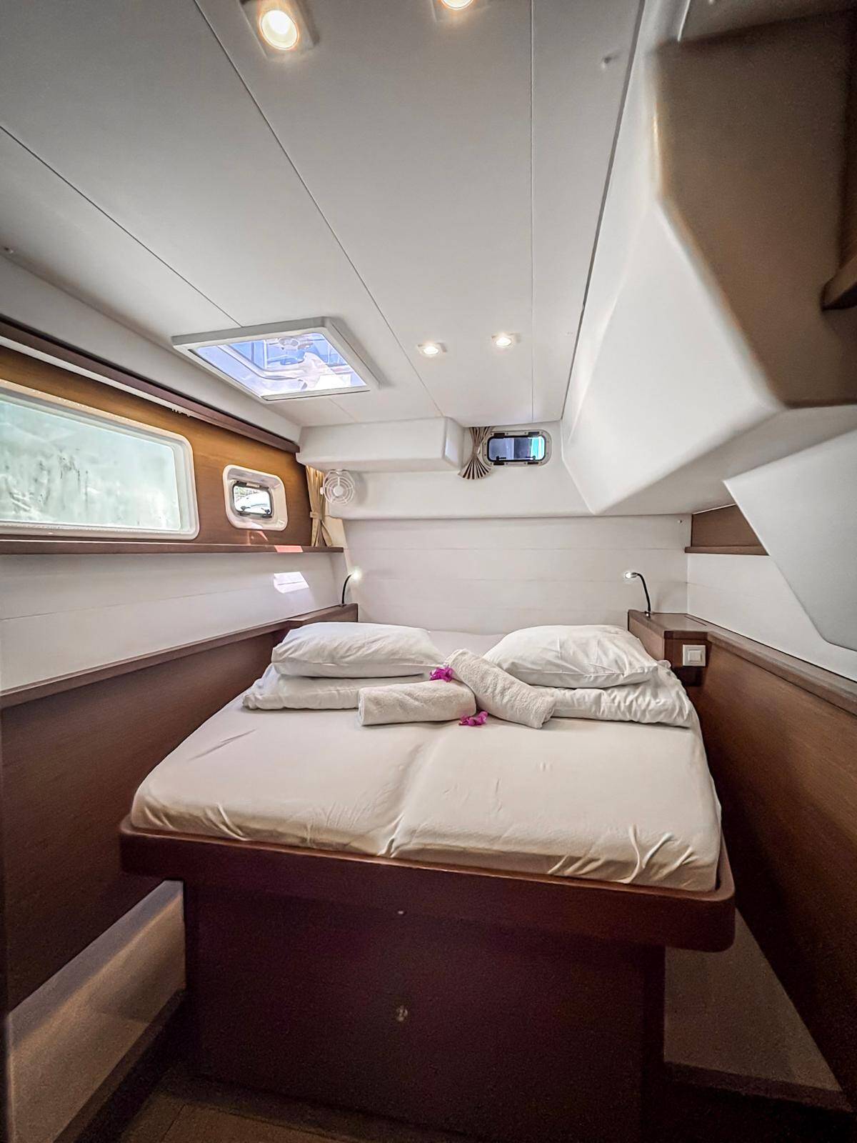 Lagoon 450 F Red Twin II