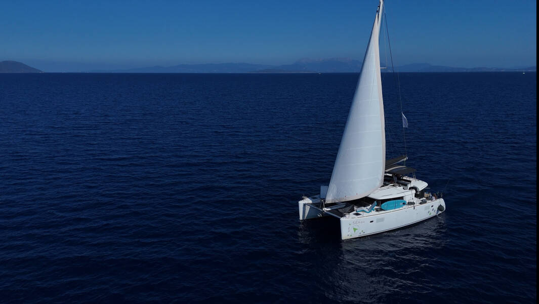 Lagoon 450 F EmoSEAon