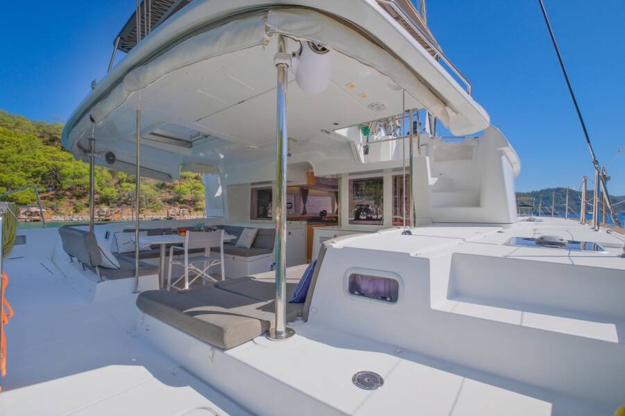 Lagoon 450 F Kokopelli