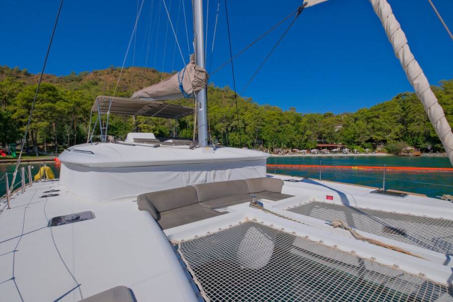 Lagoon 450 F Kokopelli