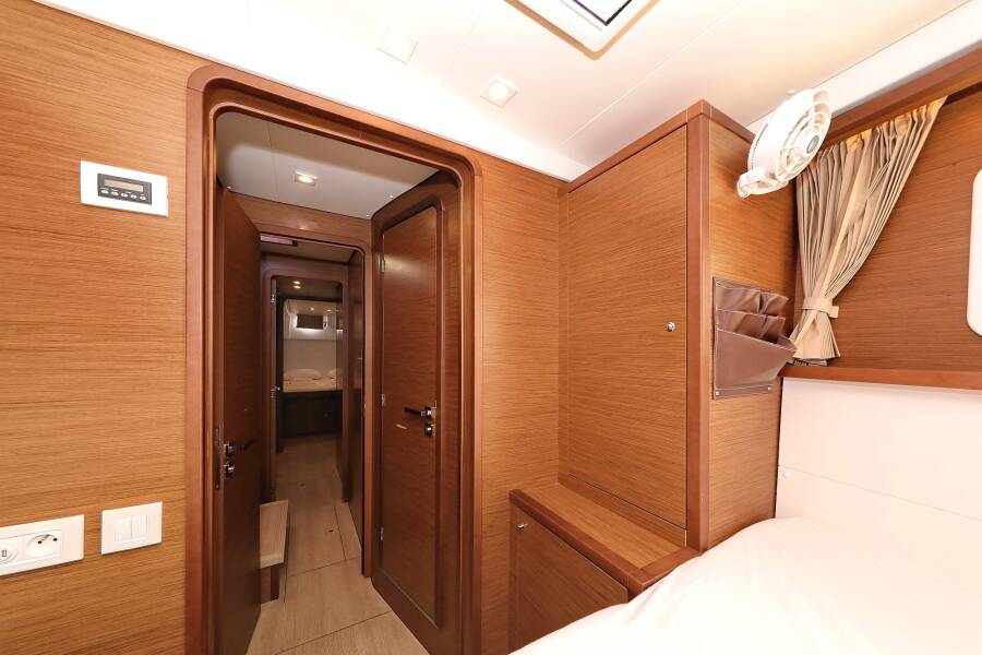 Lagoon 450 F Must Have