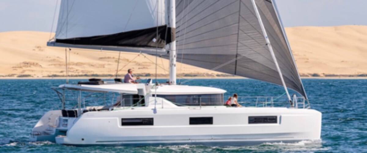 Lagoon 46 OW Sail Away