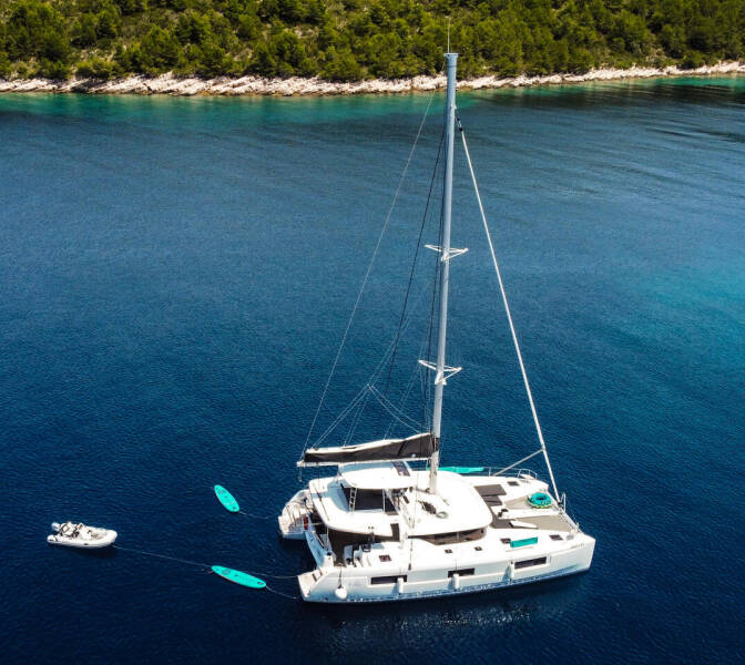 Lagoon 46 Cortes