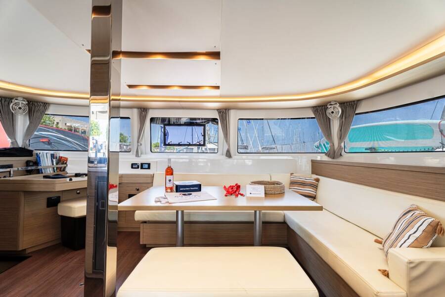 Lagoon 46 Escape