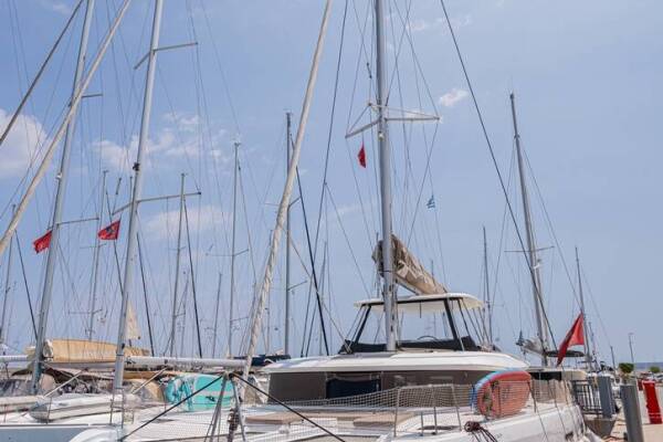 Lagoon 46 Escape