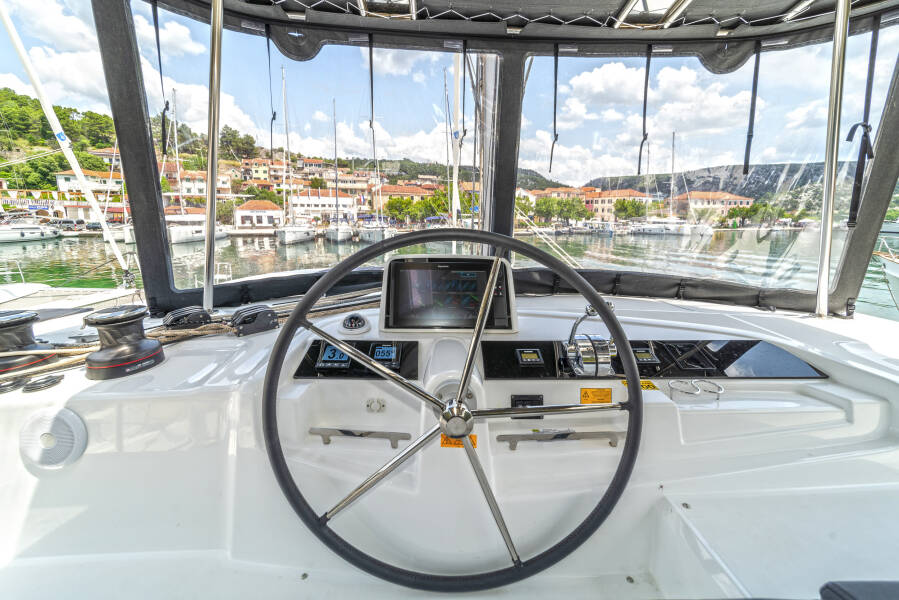 Lagoon 46 First Care