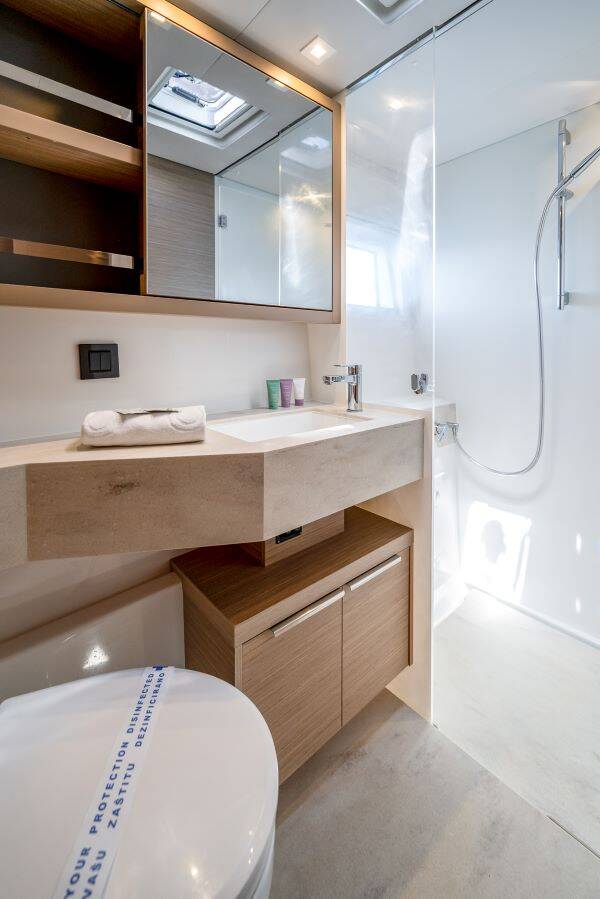 Lagoon 46 Adrion