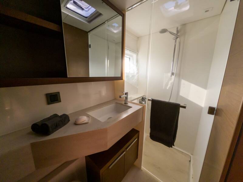 Lagoon 46 Sbronzo