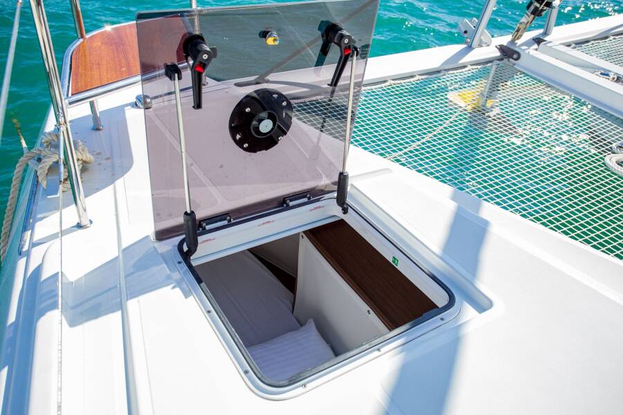 Lagoon 50 Sail La Vie