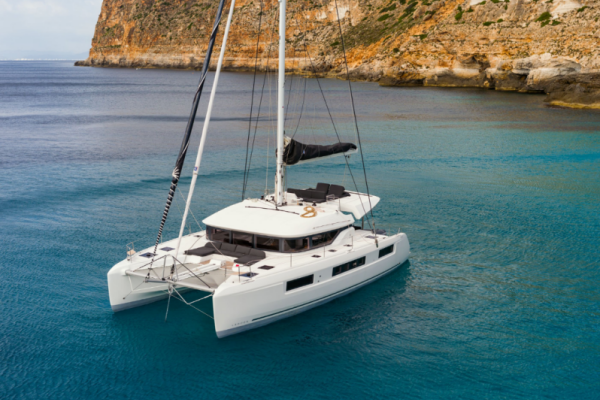 Lagoon 50 Icarus