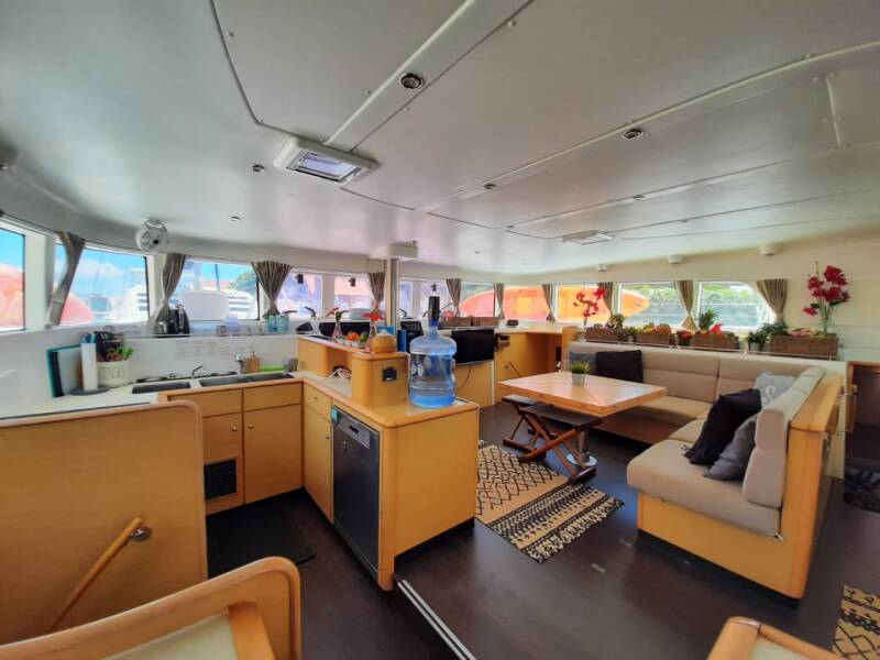 Lagoon 500 Sand Star