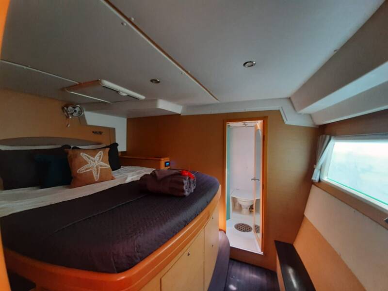 Lagoon 500 Sand Star