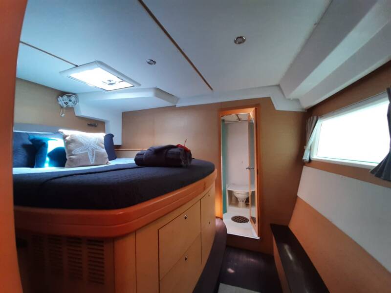 Lagoon 500 Sand Star