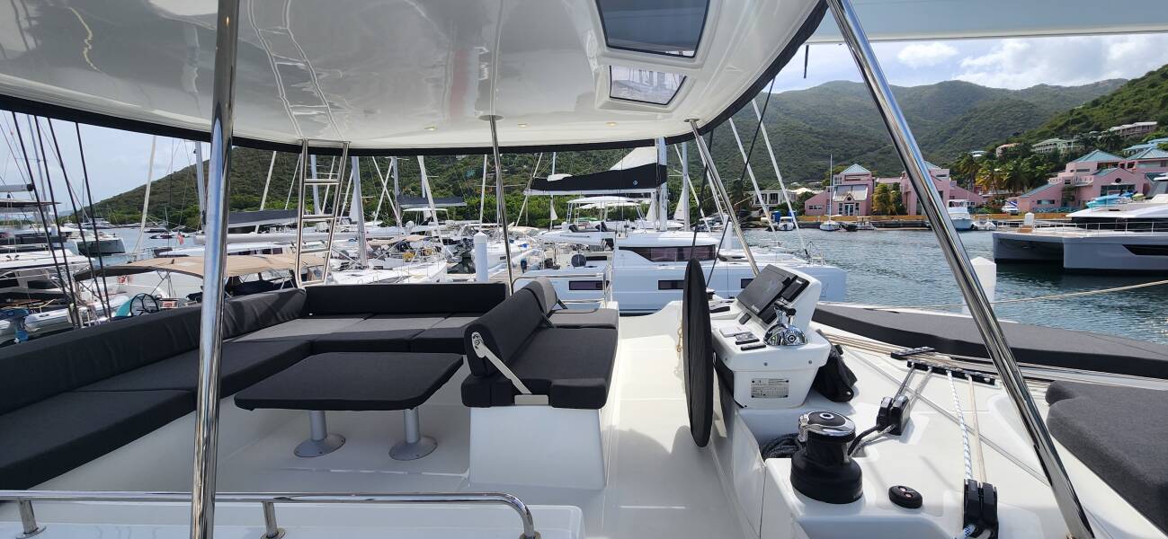 Lagoon 51 OW Moondance