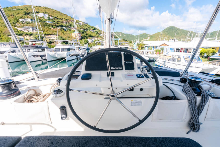 Lagoon 51 OW Moondance