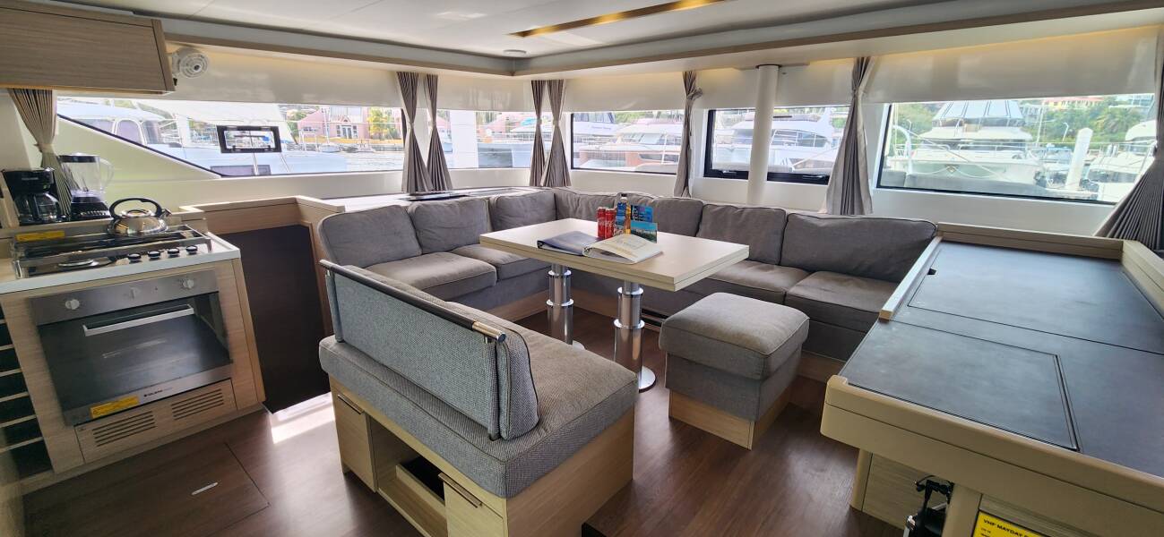 Lagoon 51 OW Moondance