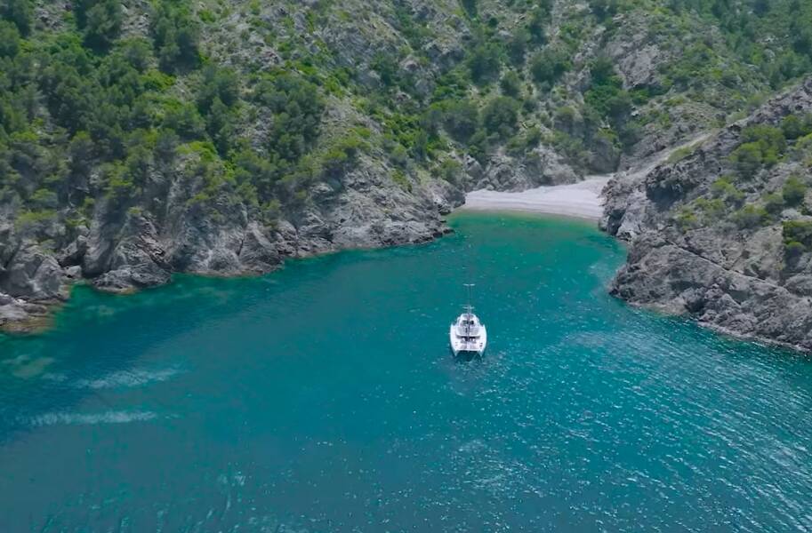 Lagoon 51 OW Unconditional Love