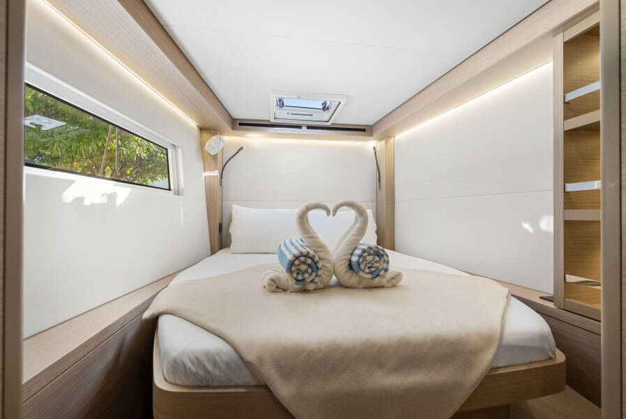 Lagoon 51 Slinky Malinki