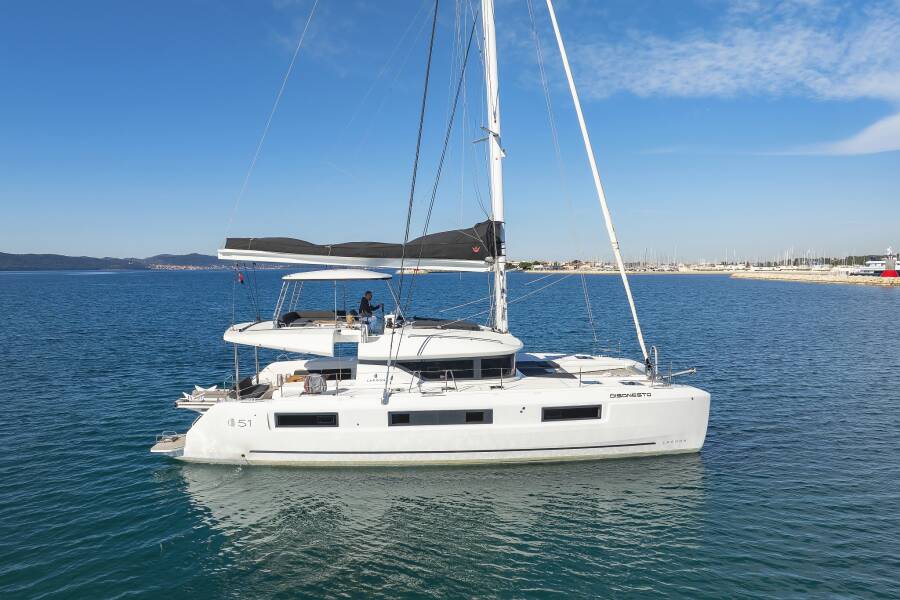 Lagoon 51 Disonesto
