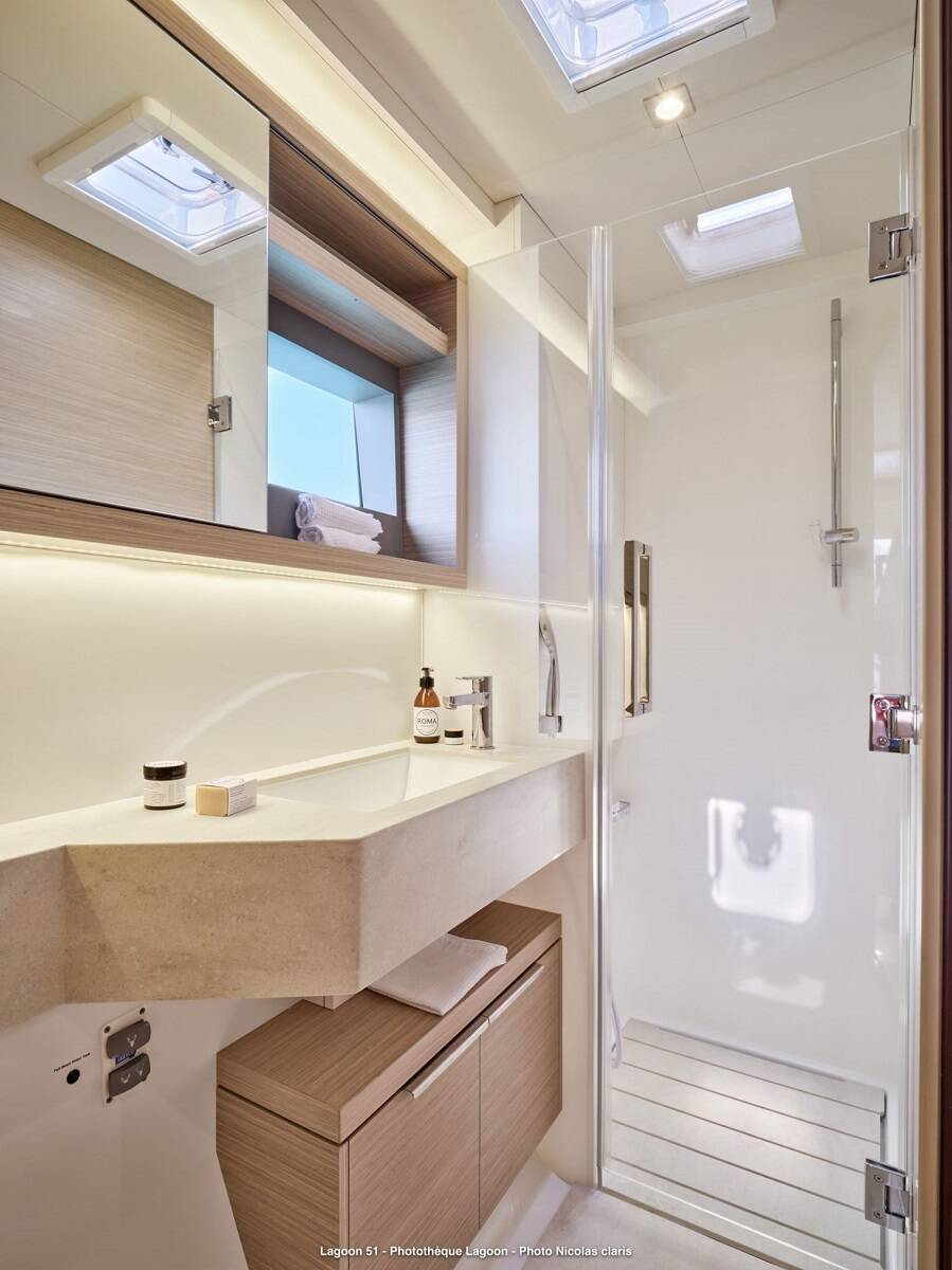 Lagoon 51 NEW