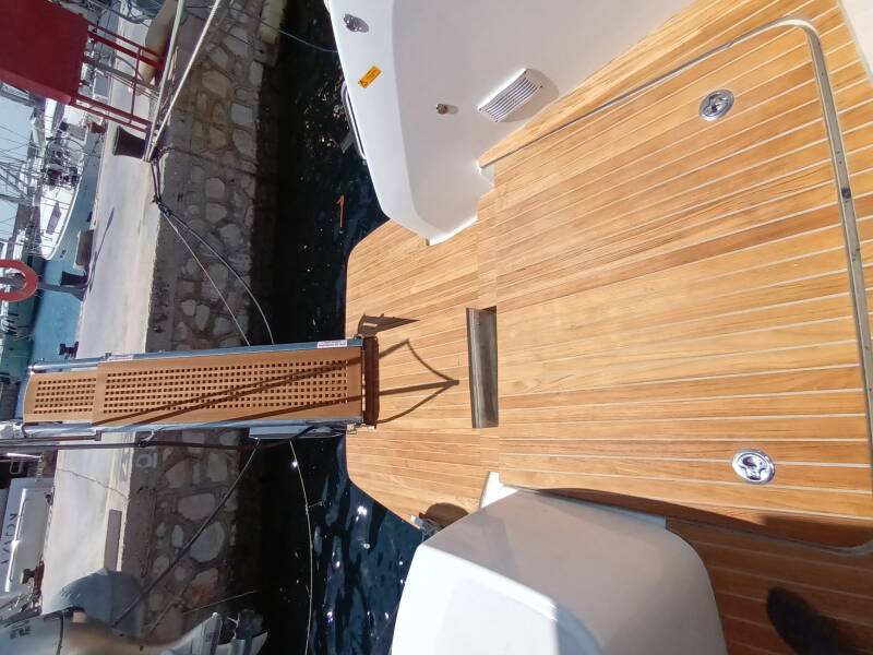 Lagoon 51 No Name