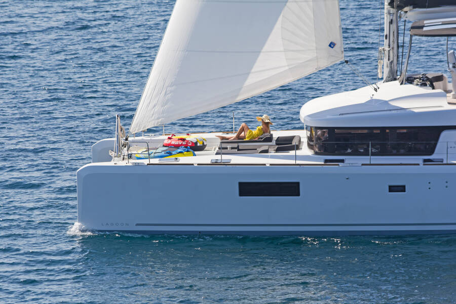 Lagoon 52 Summer Star