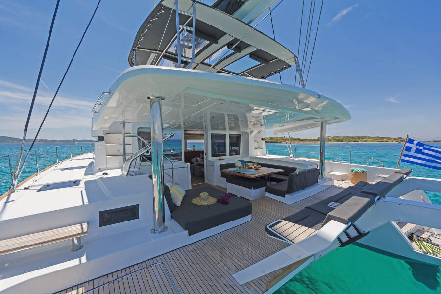 Lagoon 52 Summer Star