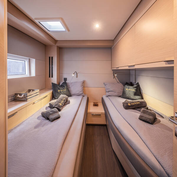 Lagoon 55 TriWing Carida