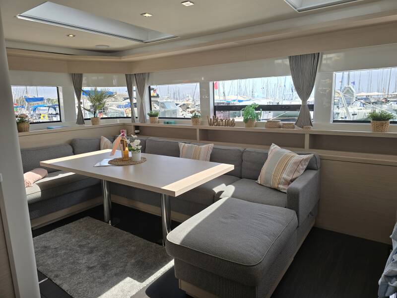 Lagoon 55 TriWing Carida