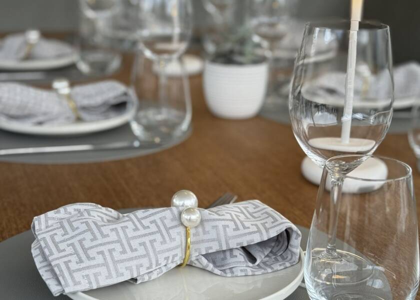 Lagoon 560 S2 Starlight (Crewed) 