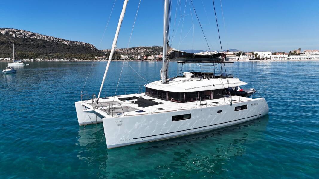 Lagoon 560 Taipan