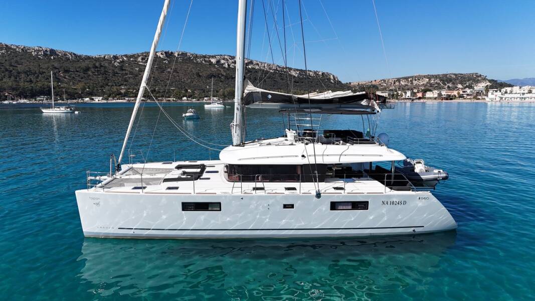 Lagoon 560 Taipan