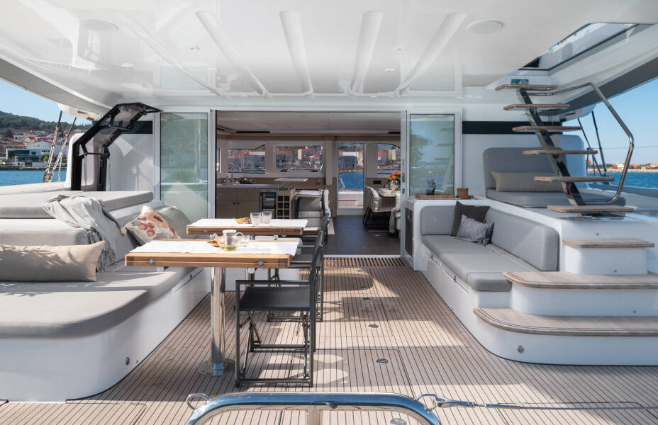 Lagoon 60 Diamond Diva