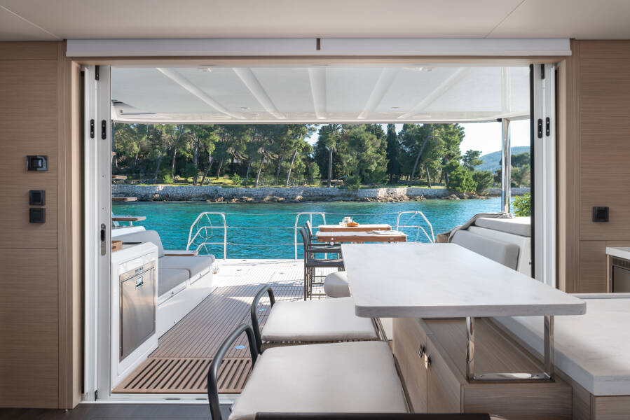 Lagoon 60 Diamond Diva