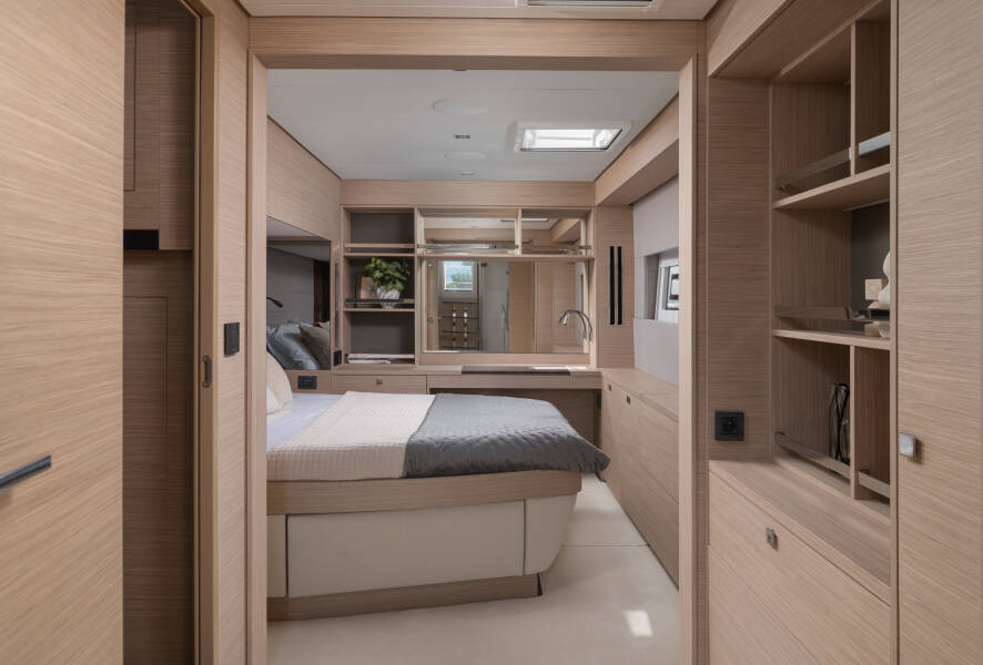 Lagoon 60 Diamond Diva