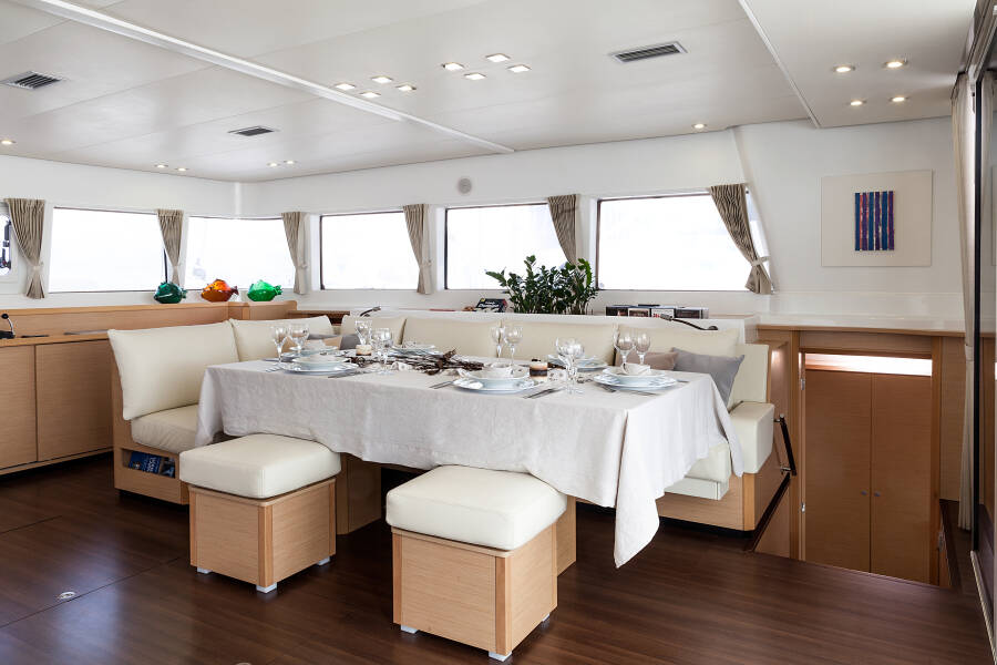 Lagoon 620 Nova